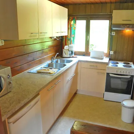 Cozy Holiday Home With An Oven In A Green Area Vakantiehuis *