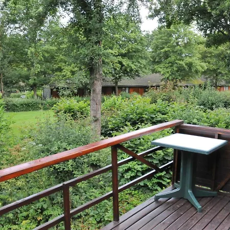 Cozy Holiday Home With An Oven In A Green Area *