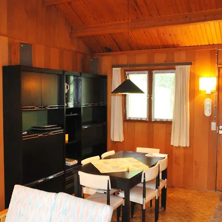 Cozy Holiday Home With An Oven In A Green Area Сasa de vacaciones Jupille