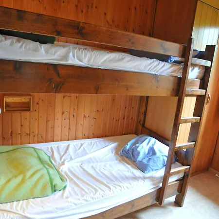 Cozy With An Oven, Located In A Area